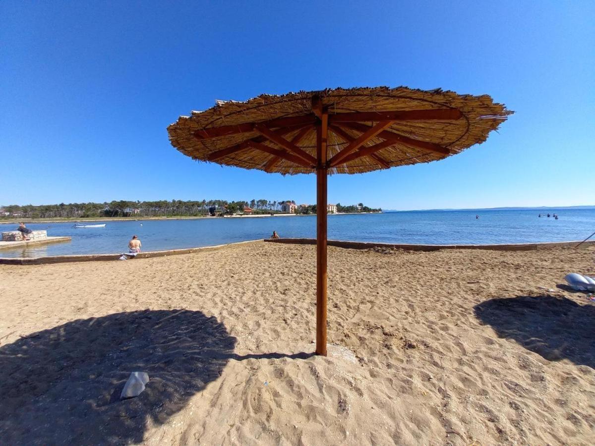 Sand & Relax Privlaka - Mobile Home Gloria מראה חיצוני תמונה