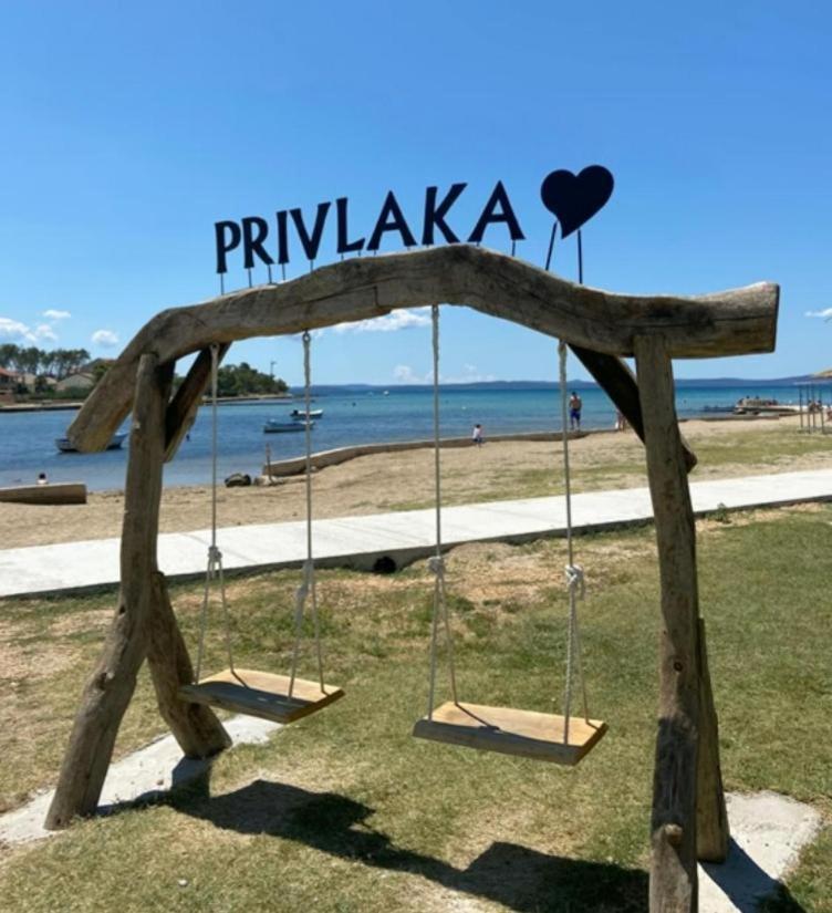 Sand & Relax Privlaka - Mobile Home Gloria מראה חיצוני תמונה