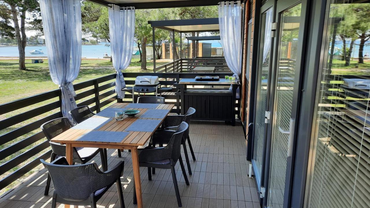 Sand & Relax Privlaka - Mobile Home Gloria מראה חיצוני תמונה