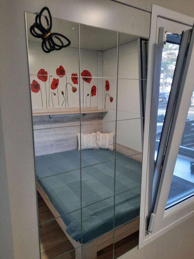 Sand & Relax Privlaka - Mobile Home Gloria מראה חיצוני תמונה